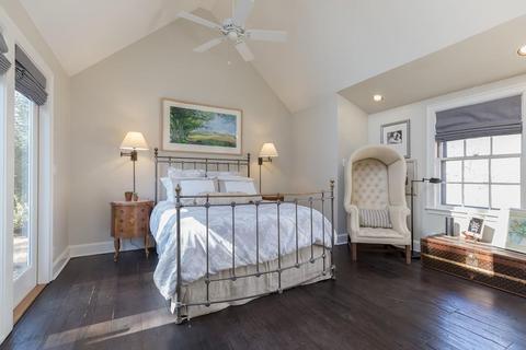 11 Smith St, Wellesley, MA 02482 photo 12