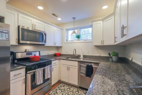 21 Summit Ave #4, Beverly, MA 01915 photo 3