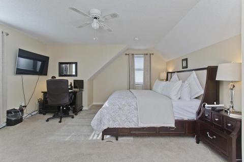 34 Brighton St, Springfield, MA 01118 photo 18