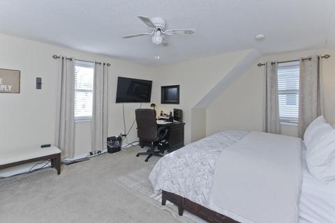 34 Brighton St, Springfield, MA 01118 photo 17
