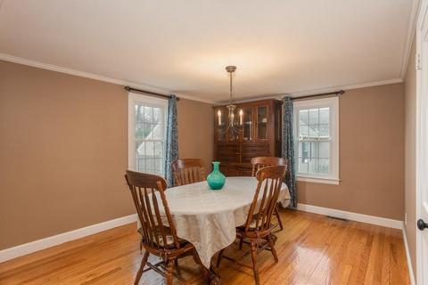 325 Gillette Ave, Springfield, MA 01118 photo 7