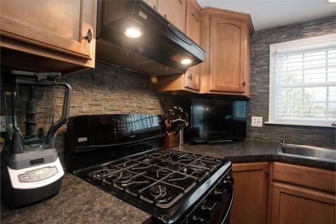 325 Gillette Ave, Springfield, MA 01118 photo 4
