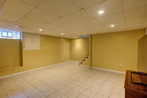 325 Gillette Ave, Springfield, MA 01118 photo 18