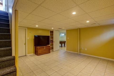 325 Gillette Ave, Springfield, MA 01118 photo 17