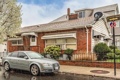 136 Clarence St, Everett, MA 02149 photo 1