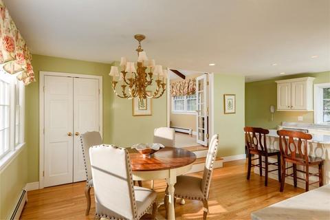 319 Gardner St, Hingham, MA 02043 photo 4