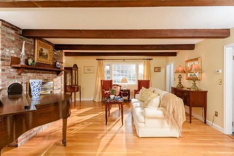 319 Gardner St, Hingham, MA 02043 photo 9