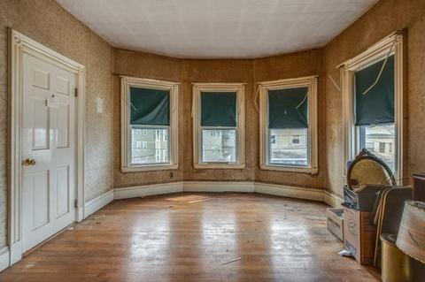 22 Stevenson Ave, Everett, MA 02149 photo 3