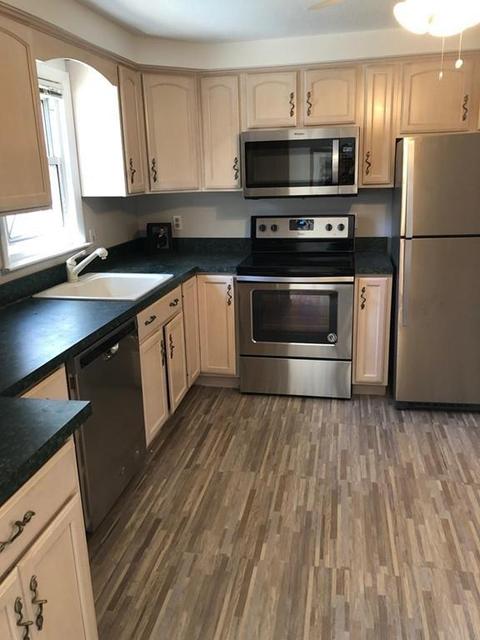 84 Venus Dr, Worcester, MA 01605 photo 6