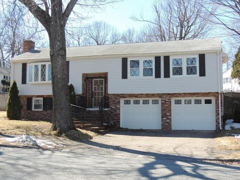 84 Venus Dr, Worcester, MA 01605 photo 2