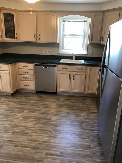 84 Venus Dr, Worcester, MA 01605 photo 5