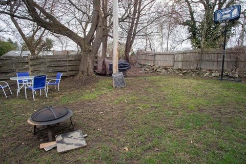 102 Massasoit, Worcester, MA 01604 photo 21