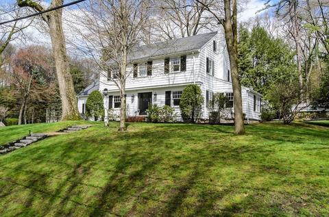 59 Thackeray Rd, Wellesley, MA 02481 photo 2