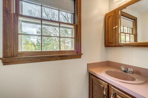 18 Davis Ln, Reading, MA 01867 photo 8