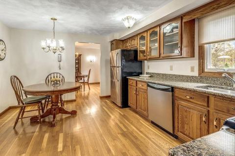 18 Davis Ln, Reading, MA 01867 photo 27