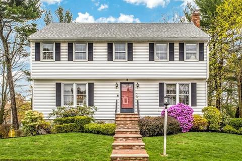18 Davis Ln, Reading, MA 01867 photo 3