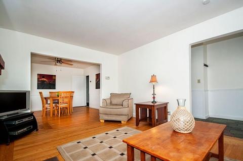 13 Calhoun Ave, Everett, MA 02149 photo 4