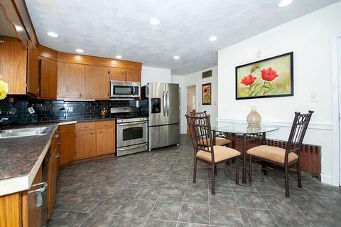 13 Calhoun Ave, Everett, MA 02149 photo 7