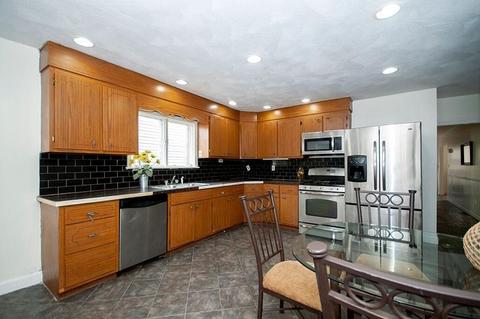 13 Calhoun Ave, Everett, MA 02149 photo 8