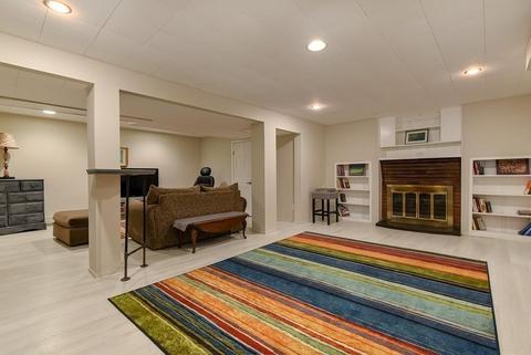 361 Hillcrest Rd, Needham, MA 02492 photo 17