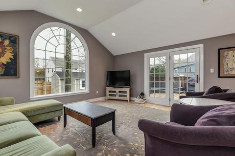 361 Hillcrest Rd, Needham, MA 02492 photo 4