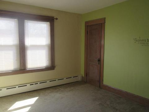 8 Valley St, Webster, MA 01570 photo 25