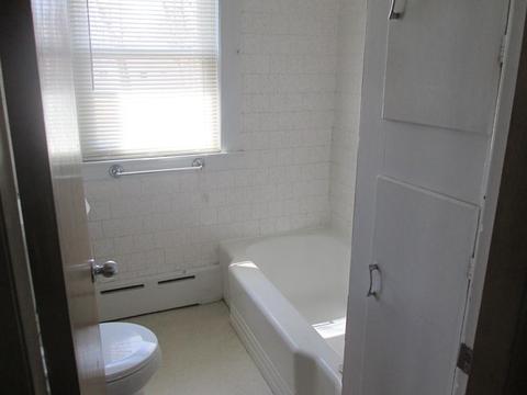 8 Valley St, Webster, MA 01570 photo 26