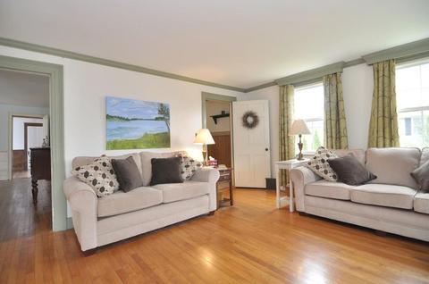 48 Maple St, Oakham, MA 01068 photo 2