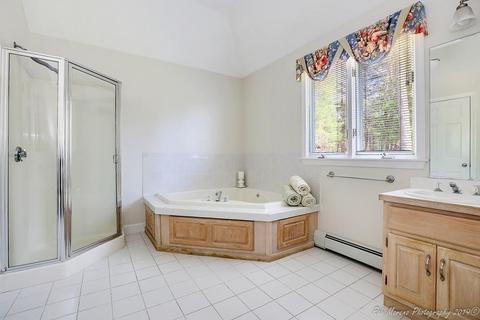 21 Windemere Dr, Andover, MA 01810 photo 21