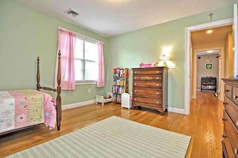 82 Edwardel Rd, Needham, MA 02492 photo 18