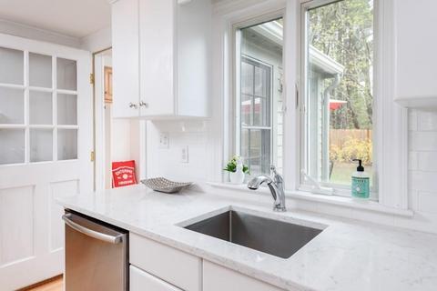 60 Prospect, Hingham, MA 02043 photo 4
