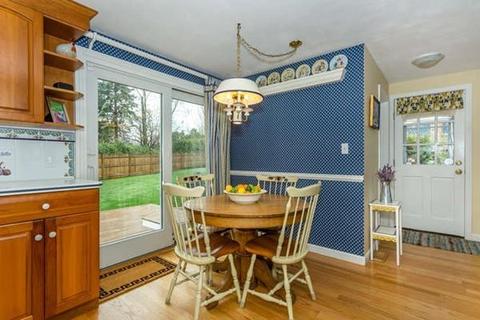 2 Eagle Dr, Walpole, MA 02081 photo 6