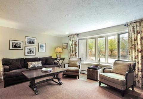 163 Prospect St, Hingham, MA 02043 photo 3