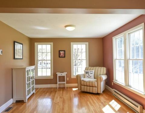 81 Robbins St, Acton, MA 01720 photo 7