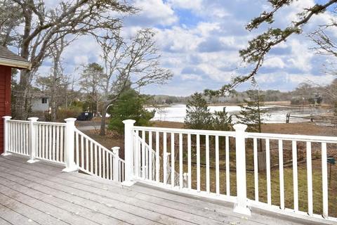 55 Edgewater Dr, Wareham, MA 02571 photo 4