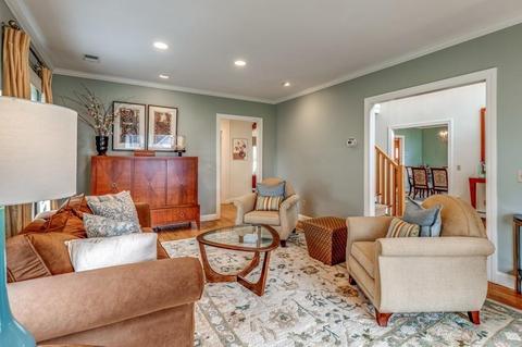 5 Brackett St, Needham, MA 02492 photo 5