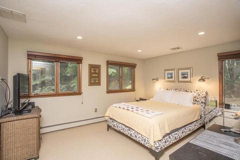 240 Baker St, Walpole, MA 02081 photo 8