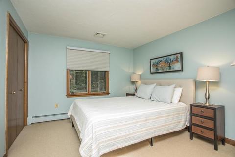 240 Baker St, Walpole, MA 02081 photo 9