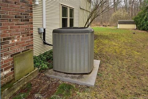 787 Suffield St, Suffield, CT 06078 photo 28