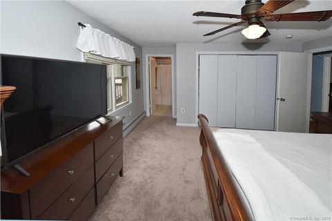 787 Suffield St, Suffield, CT 06078 photo 14