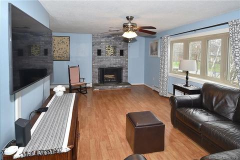 787 Suffield St, Suffield, CT 06078 photo 7