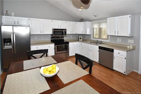 787 Suffield St, Suffield, CT 06078 photo 2