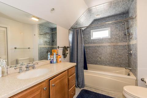 25 Arbor Ln, Dedham, MA 02026 photo 23