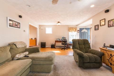 25 Arbor Ln, Dedham, MA 02026 photo 14
