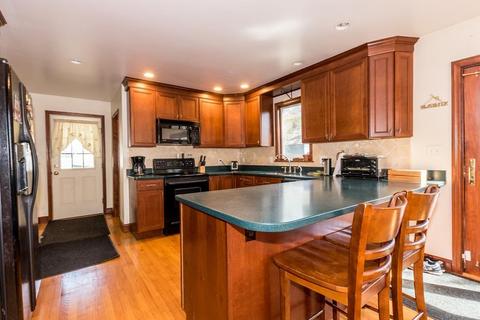 25 Arbor Ln, Dedham, MA 02026 photo 6