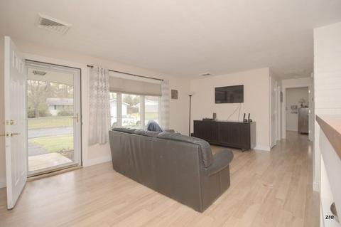 29 N Shetland Rd, Danvers, MA 01923 photo 8