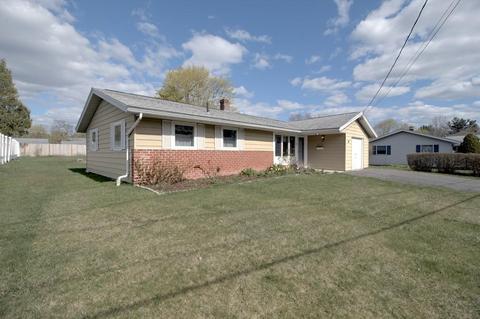 29 N Shetland Rd, Danvers, MA 01923 photo 1