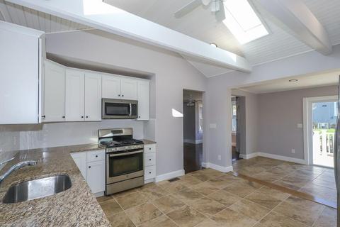 105 Bisson St, Beverly, MA 01915 photo 13