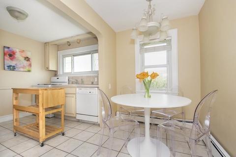 30 Downer Ave, Hingham, MA 02043 photo 2