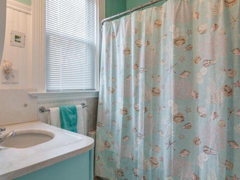 10 Dalton Ave #6, Gloucester, MA 01930 photo 12